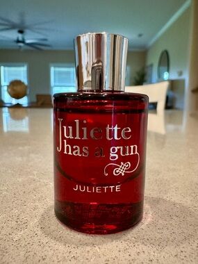 Juliette has a gun JULIETTE 8ml 1.35 fl oz dabber